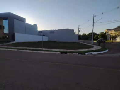 Lote/Terreno à venda, 375m² no Vila Goulart III, Rondonópolis