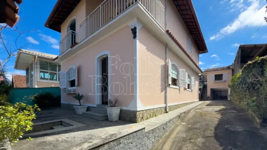 Casa com 4 Quartos à venda, 211m² no Ypu, Nova Friburgo