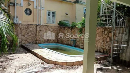 Sobrado com 4 Quartos à venda, 150m² no Oswaldo Cruz, Rio de Janeiro