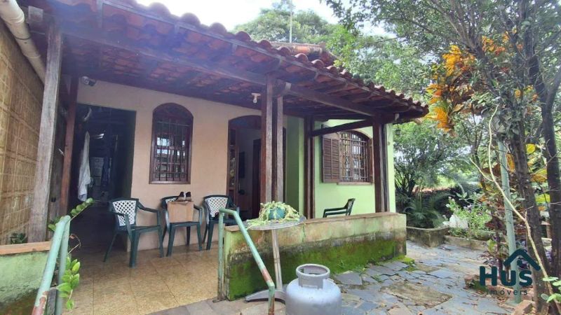 Casa com 3 quartos — Planalto, Belo Horizonte