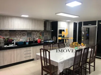 Sobrado com 4 Quartos à venda, 199m² no São João Clímaco, São Paulo