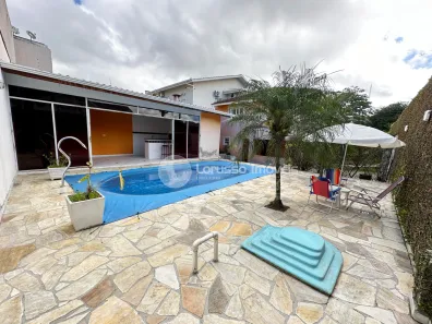 Sobrado com 3 Quartos à venda, 218m² no Capão da Imbuia, Curitiba