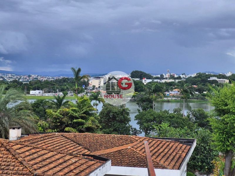 Casa com 4 quartos — Santa Amélia, Belo Horizonte