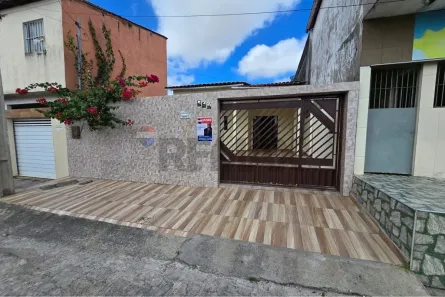 Casa com 2 Quartos à venda, 93m² no Três Irmãs, Campina Grande