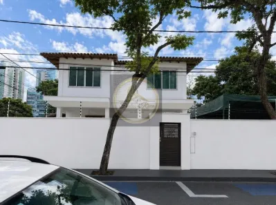 Imóvel Comercial com 5 Quartos para alugar, 300m² no Jardim Camburi, Vitória