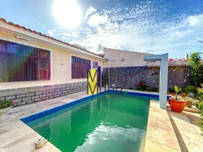 Casa com 3 Quartos à venda, 180m² no Cocó, Fortaleza