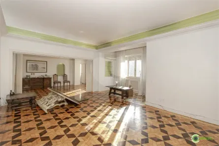 Apartamento com 3 Quartos para venda ou aluguel, 190m² no Independência, Porto Alegre