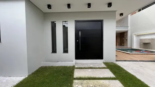 Sobrado com 4 Quartos à venda, 281m² no Alvorada, Manaus
