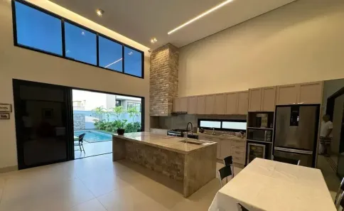 Casa com 3 Quartos à venda, 249m² no Condomínio Florais Itália, Cuiabá