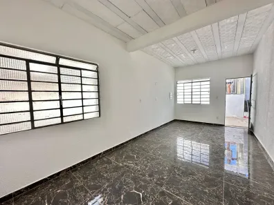Casa com 3 Quartos para alugar, 150m² no Glória, Belo Horizonte