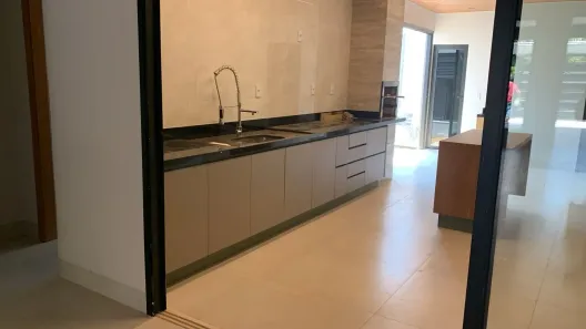 Casa com 3 Quartos à venda, 225m² no Jardim Atlântico, Goiânia