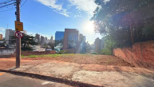 Lote/Terreno à venda, 631m² no Nova Campinas, Campinas