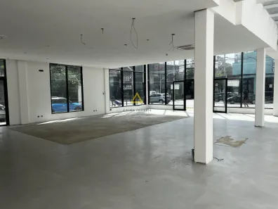Ponto Comercial com 1 Quarto para alugar, 1000m² no Vila Olímpia, São Paulo