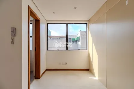 Sala Comercial à venda, 28m² no Menino Deus, Porto Alegre