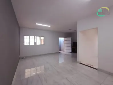 Casa com 3 Quartos para alugar, 195m² no Jardim do Trevo, Campinas