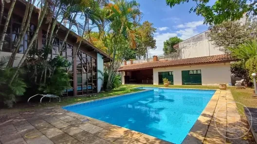 Sobrado com 4 Quartos à venda, 386m² no Interlagos, São Paulo