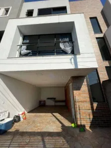 Sobrado com 2 Quartos à venda, 100m² no Vila Antonieta, São Paulo