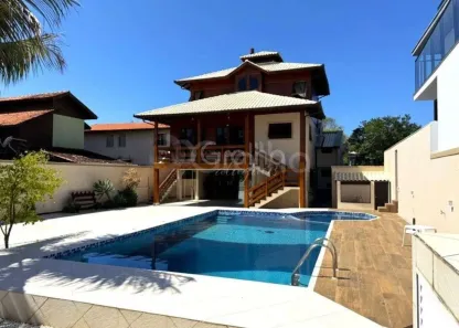 Casa com 3 Quartos para alugar, 264m² no Campeche, Florianópolis