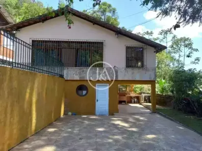 Casa com 4 Quartos à venda, 215m² no Castelanea, Petrópolis