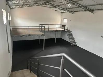 Galpão/Depósito/Armazém para alugar, 329m² no Jardim Eulina, Campinas