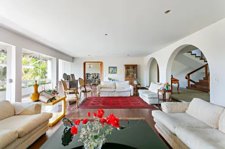 Casa com 5 Quartos à venda, 895m² no Jardim Leonor, São Paulo