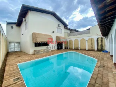 Sobrado com 4 Quartos à venda, 306m² no Jardim Claret, Rio Claro