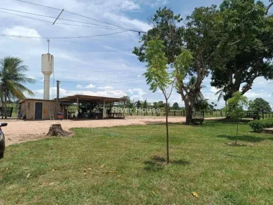 Fazenda/Sítio com 3 Quartos à venda, 260m² no , Santo Antônio de Leverger