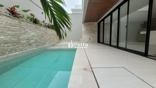 Casa de Condomínio com 4 Quartos à venda, 261m² no Granja Marileusa, Uberlândia