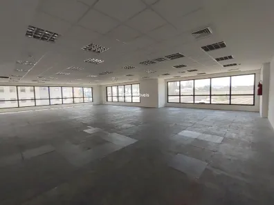 Sala Comercial para alugar, 1354m² no Alphaville Industrial, Barueri
