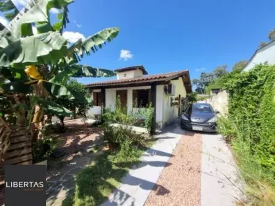 Casa com 2 Quartos à venda, 110m² no Camaquã, Porto Alegre