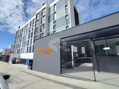 Apartamento com 2 Quartos para alugar, 57m² no Serraria, São José