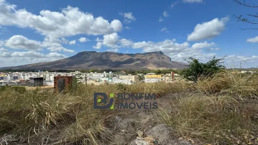 Lote/Terreno à venda, 2025m² no Chácaras Braúnas, Governador Valadares