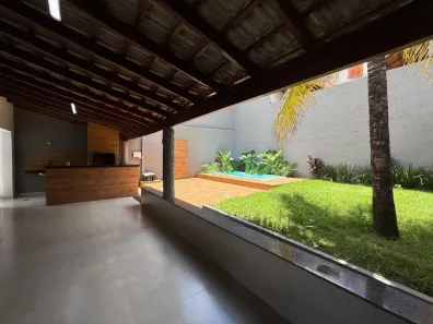 Casa com 3 Quartos à venda, 170m² no Jardim Brasília, Uberlândia
