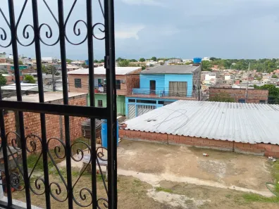 Casa com 3 Quartos à venda, 400m² no Flores, Manaus
