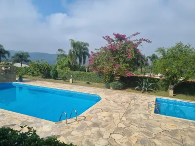 Casa de Condomínio com 3 Quartos à venda, 230m² no Caraguatá, Mairiporã