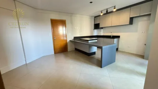Apartamento com 3 Quartos para alugar, 85m² no Zona 07, Maringá