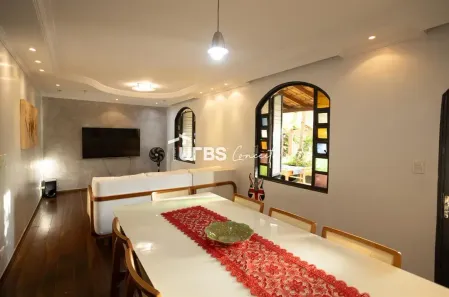 Sobrado com 4 Quartos à venda, 140m² no Setor Bueno, Goiânia