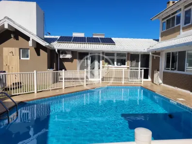 Casa com 4 Quartos à venda, 247m² no Lagoa da Conceição, Florianópolis