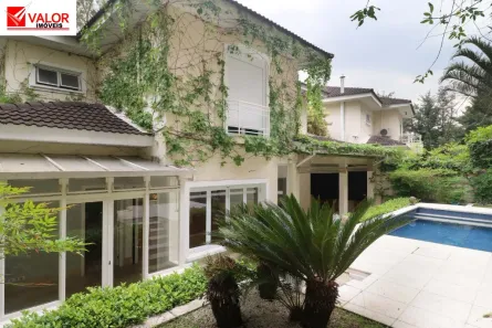 Casa de Condomínio com 4 Quartos à venda, 440m² no Jardim Leonor, São Paulo
