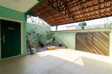 Casa com 3 Quartos à venda, 141m² no Novo Aleixo, Manaus