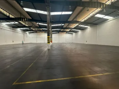 Ponto Comercial para alugar, 1900m² no Salto Grande, Americana