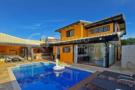 Casa de Condomínio com 4 Quartos à venda, 188m² no Balneario Samburá, Peruíbe