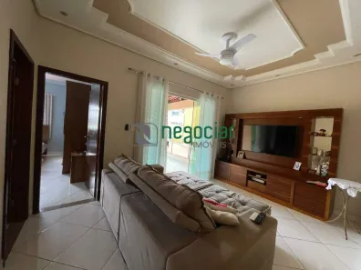 Casa com 6 Quartos à venda, 258m² no Brasiléia, Betim