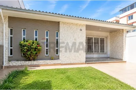 Casa com 3 Quartos à venda, 176m² no Centro, Canoas
