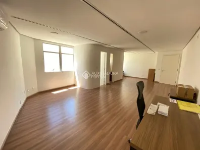 Sala Comercial à venda, 47m² no Auxiliadora, Porto Alegre