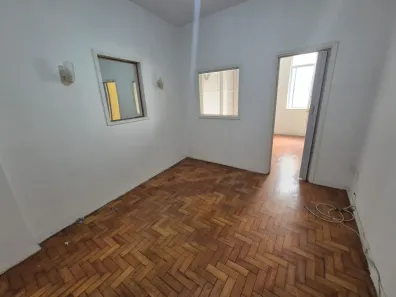 Kitnet com 1 Quarto à venda, 30m² no Copacabana, Rio de Janeiro