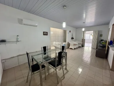 Casa com 3 Quartos à venda, 180m² no Pium (Distrito Litoral), Parnamirim
