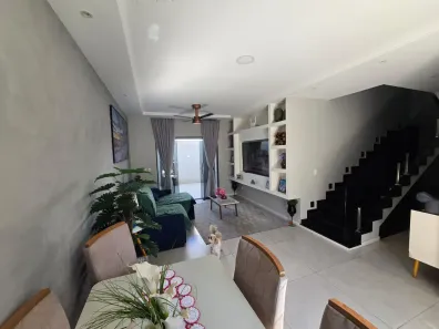 Casa de Condomínio com 2 Quartos à venda, 190m² no Campo Grande, Rio de Janeiro
