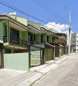 Sobrado com 2 Quartos à venda, 61m² no Desvio Rizzo, Caxias do Sul