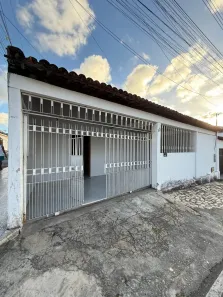 Casa com 2 Quartos à venda, 90m² no Eduardo Gomes, São Cristóvão